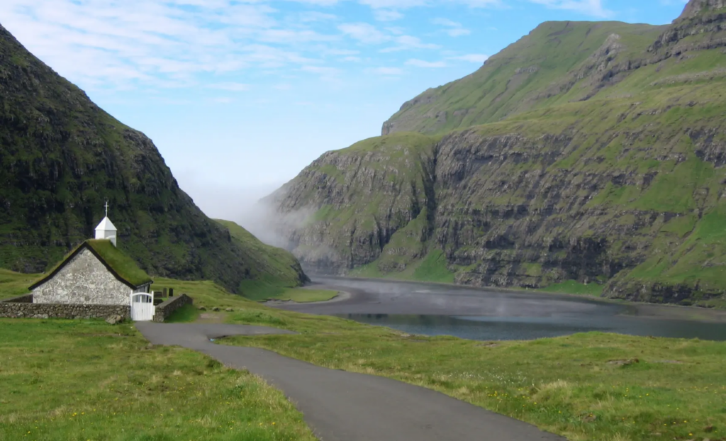 ruta en cotxe per les Fèroe