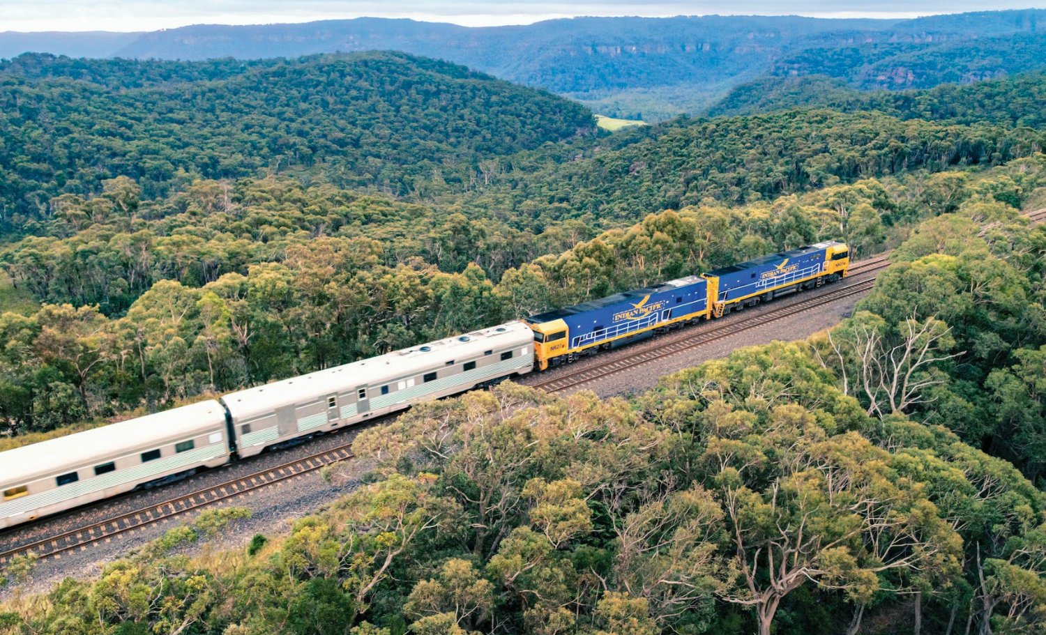 Austràlia en tren de luxe, Australia en tren de lujo