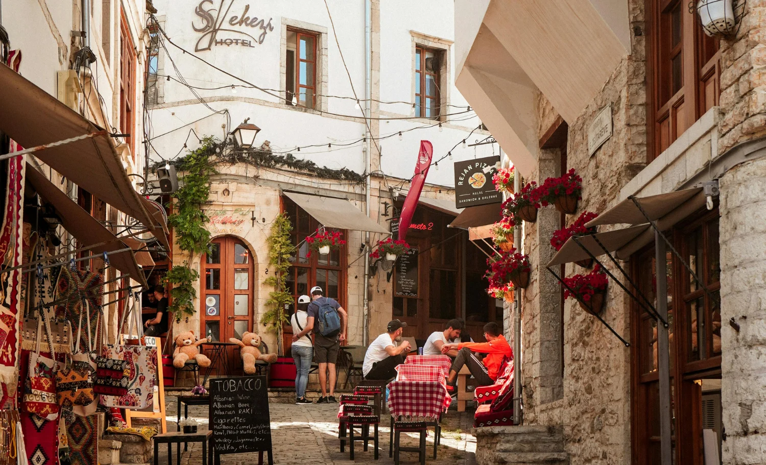 ruta per Albània, ruta por Albania